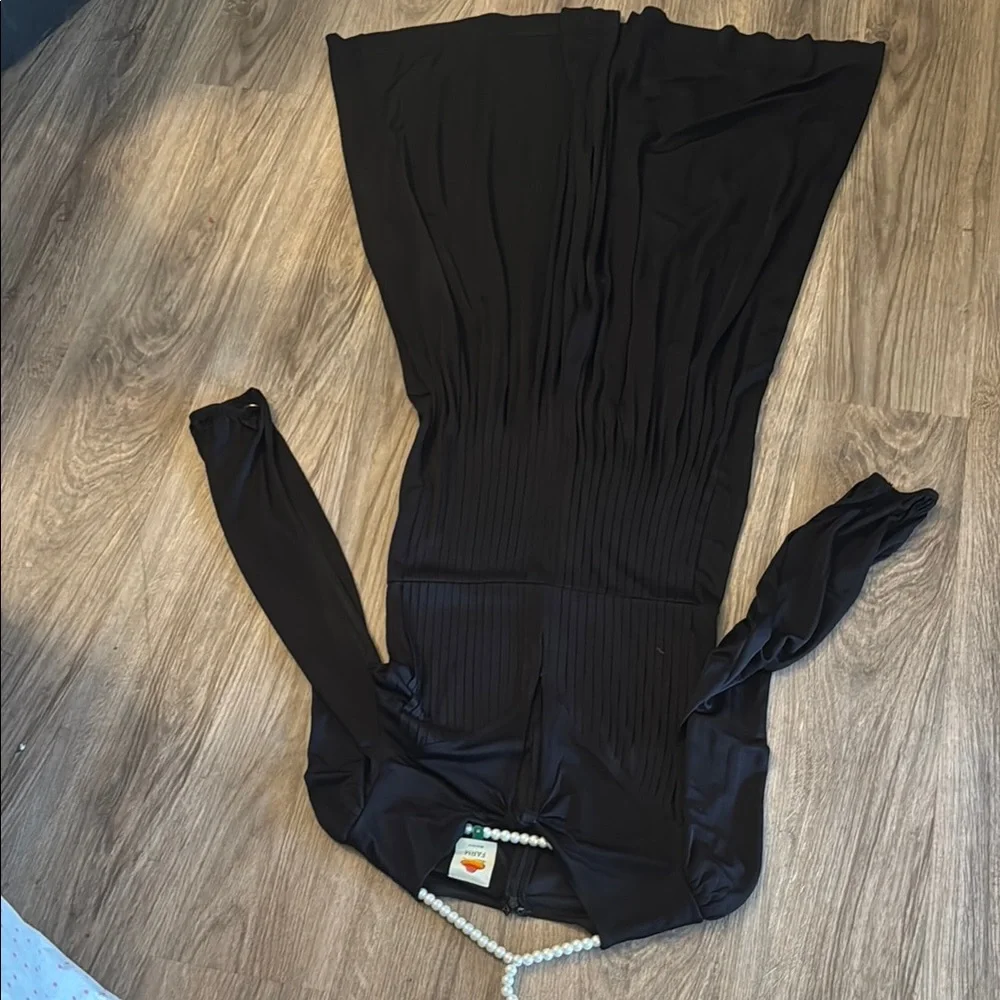 FARM Rio Black Jumpsuit with Wide-Leg Palazzo and Belted Waist - Picture 7 of 10